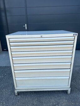 Skrina na naradie - 10