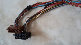 Poistková skrinka Golf 4 - 10