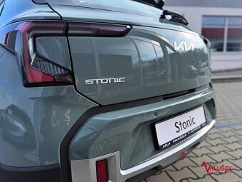Kia STONIC 2026 1,0 T-GDi M6 SILVER + SILVER PACK - 10
