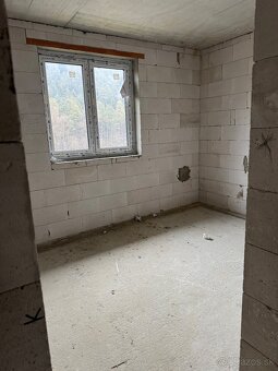 Trojpodlažný rodinný dom- MOŽNÁ VÝMENA - 10