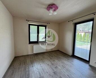 NA PREDAJ : Bungalov s garážou v Madočanoch - 10