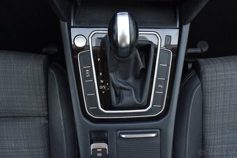 Volkswagen Passat Variant 1.5 TSI BENZÍN AUTOMAT DSG SR 2021 - 10