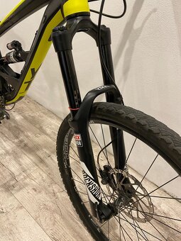 Predám Enduro bike YT Capra AL v perfektnom stave - 10