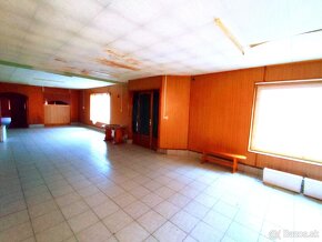 Predám polyfunkčnú budovu v obci Hollóháza - 10