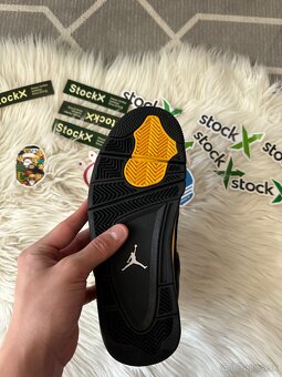 Jordan 4 - 10