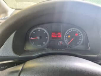 Volkswagen Caddy - 10