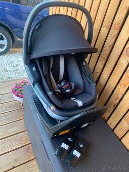 Maxi Cosi i-size vajíčko so základňou - 10