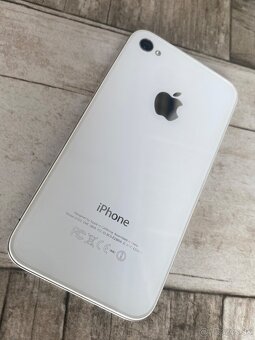 Apple iPhone 4 16GB White Top stav - 10