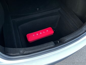 Predám TESLA MODEL 3 HIGHLAND LONG RANGE - 10