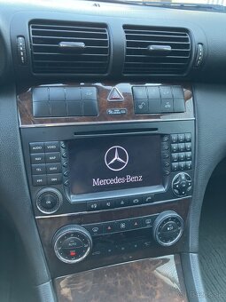 Mercedes Benz C220 Elegance - 10