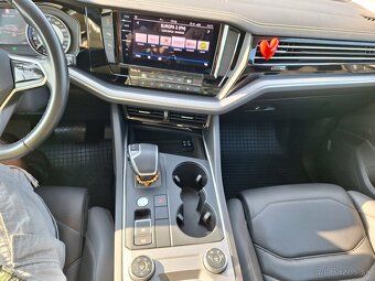Predám Volkswagen Touareg 3.0TDI, 12/2020, 170kW, 4x4 - 10