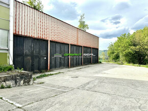 Predaj komerčný objekt, 788 m2 a 5 garáží 309 m2, Petrovany - 10