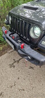 JEEP GLADIATOR - 10