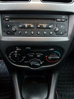 Peugeot 206, 1.4 i, Benzín - 10
