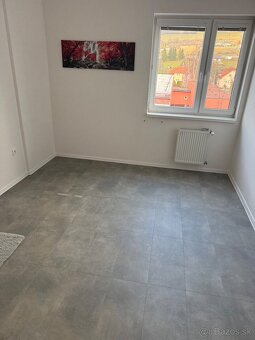 Predám 3 izbový byt v Nižnej 58 m2 - 10