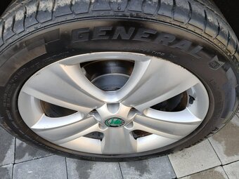 Skoda yeti 2.0 tdi dsg 4x4 elegance - 10