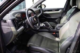 Porsche Cayenne 2023 - 10
