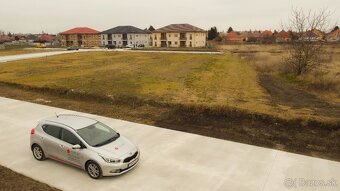 Pozemok na výstavbu rodinného domu - 10