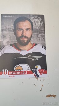 Fotky podpísané slovanistickými hokejistami - 10
