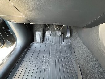 RAV4 2.2 D-4D 180 X+ - 10