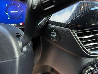 Ford Kuga 1.5 TDCi EcoBlue 120k ST-Line A/T - 10