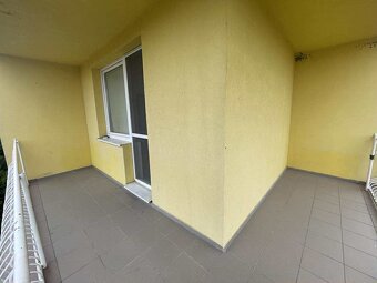 HZ-17 Na prenájomm 2 izbový byt s terasou - 10