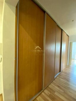 Pekný 3 izbový byt s lodžiou, ulica Nad Lúčkami, BA IV. Karl - 10