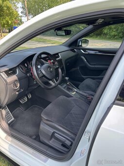 Škoda Octavia Combi 2.0 TDI DPF RS DSG/6 - 10