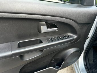 KIA Venga 1.4 CVVT - 10