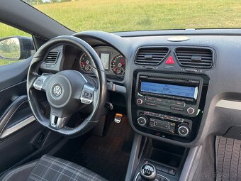 Volkswagen Scirocco 1,4 Tsi 90 kW rv .6/2011 - 10