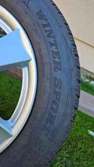 Predám zimné pneu Dunlop na diskoch Dezent R17 - 10