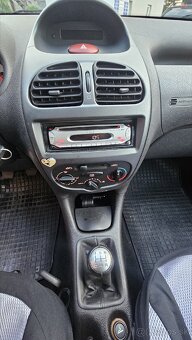Peugeot 206 sw, kombi, 1.1, prvy majitel - 10