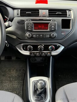 Kia Rio 1.2i - 10
