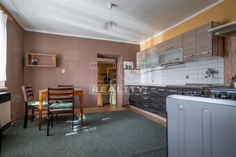 RODINNÝ DOM v obľúbenej obci Mojš s 1000m2 pozemkom - 10