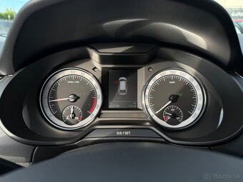 Škoda Octavia Combi 2.0TDi DSG Style Edition - 10