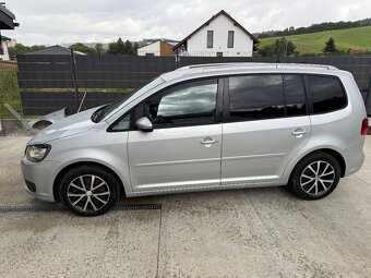 Volkswagen Touran 2.0 TDI BlueMotion, automat, 103kw - 10