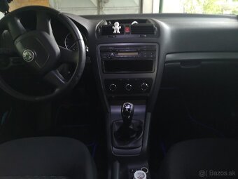 Škoda octavia tour 1.6 benzín - 10