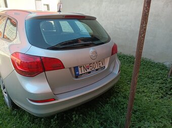 Opel Astra 1.7cdti - 10
