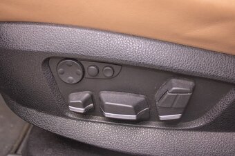 BMW Rad 7 740d xDrive 01/2011 - 10