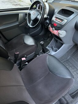 Toyota Aygo | plná výbava - 10