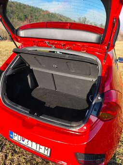 Predám Kia ceed po prvom majitelovi - 10