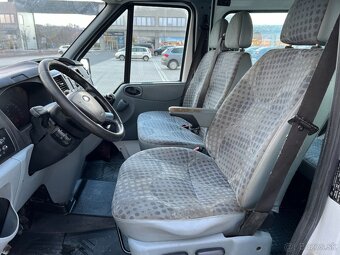 Ford Transit 2.2 TDCi 81kw 9 míst L2H2 - 10