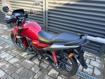 Honda cbf125 A1 - 10