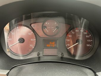 Predám Citroen Berlingo 2011 1.6i 88kw naj.189000km - 10