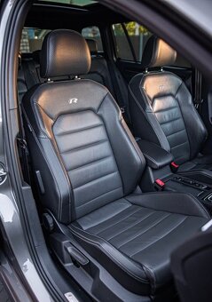 Volkswagen Golf R Variant 2016 - 10