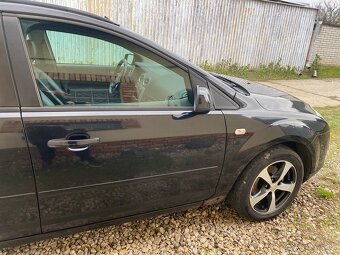Ford Focus mk2 combi 1.6 benzín 85kw 2005 r.v - 10