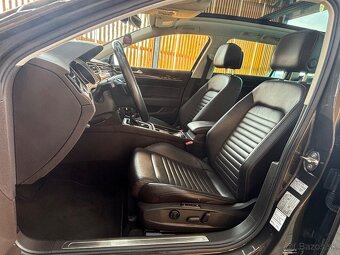 Volkswagen Passat Variant 2.0 TDI Highline 4MOTION DSG - 10