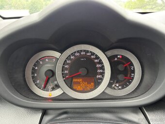 TOYOTA RAV4 2.2 D4-D 4x4 - 10