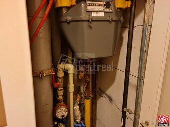 Na predaj veľký 2 izbový byt s výmerou 62 m2 v úplno… - 10