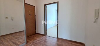 SLNEČNÝ 3i BYT, 3 X SAMOST. IZBA, LOGGIA,Gessayova ulica, BA - 10